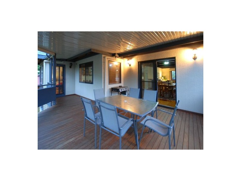 18 Ries Road, Toogoom QLD 4655