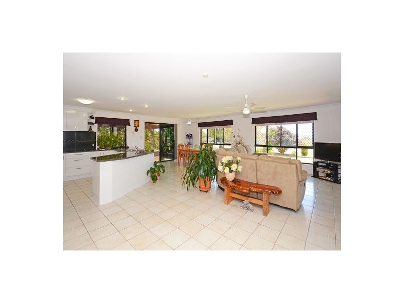 18-20 Stormy Rise, River Heads QLD 4655