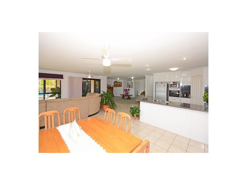 18-20 Stormy Rise, River Heads QLD 4655