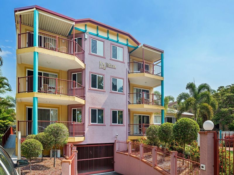 396 Esplanade, Torquay QLD 4655