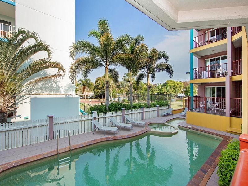 396 Esplanade, Torquay QLD 4655