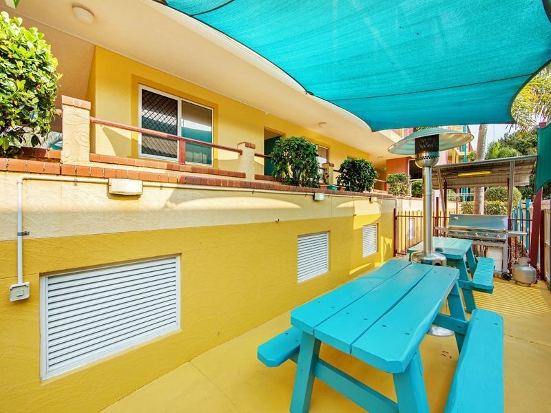 396 Esplanade, Torquay QLD 4655