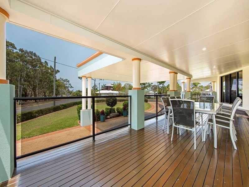 43 Esplanade, Point Vernon QLD 4655