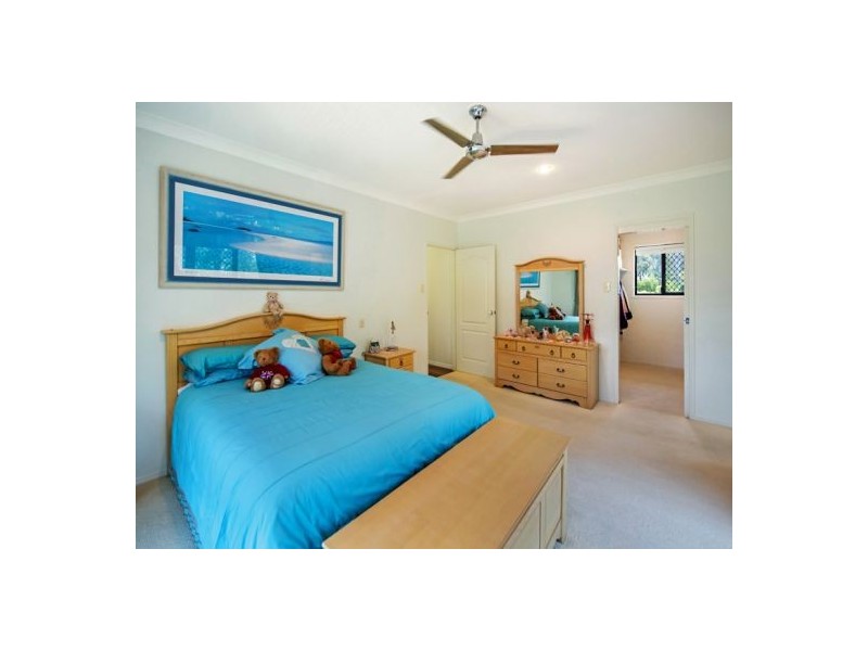 43 Esplanade, Point Vernon QLD 4655