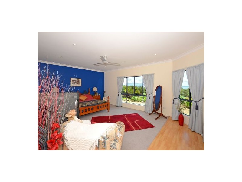 17 Cove Boulevard, River Heads QLD 4655