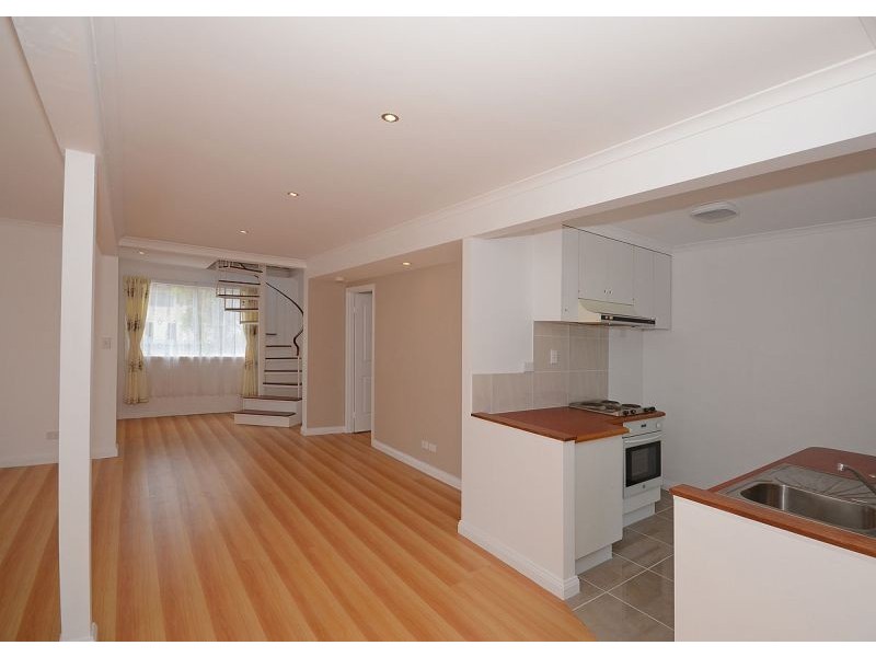 125 Pulgul Street, Urangan QLD 4655