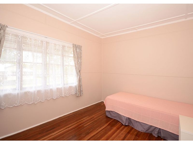 125 Pulgul Street, Urangan QLD 4655