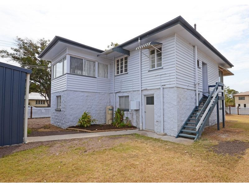 125 Pulgul Street, Urangan QLD 4655