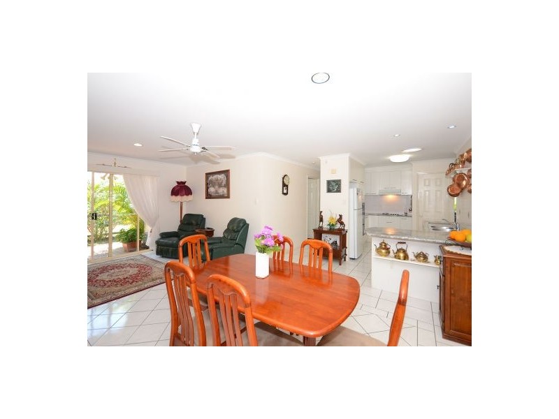 21 Lido Parade, Urangan QLD 4655