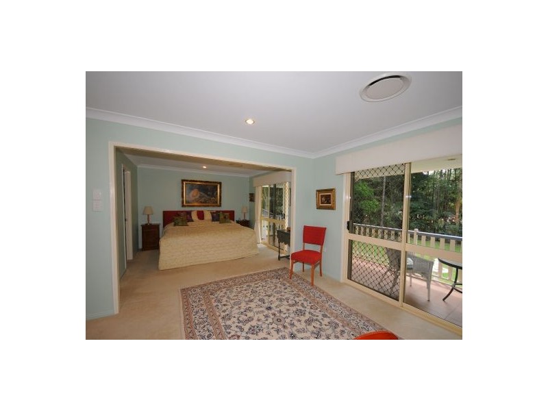 10 Flora Court, Dundowran Beach QLD 4655