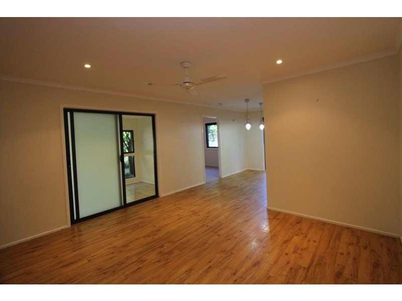 19 Richard Street, Urangan QLD 4655