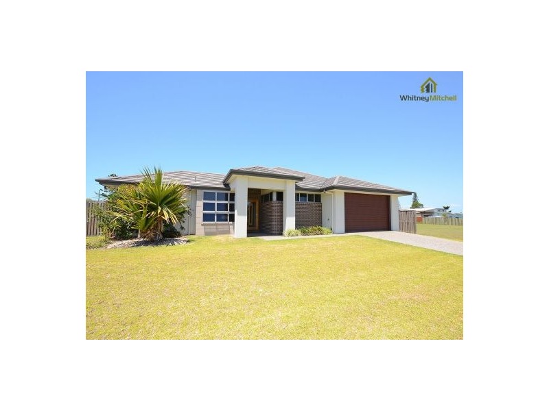 8 Dugong Avenue, Pialba QLD 4655