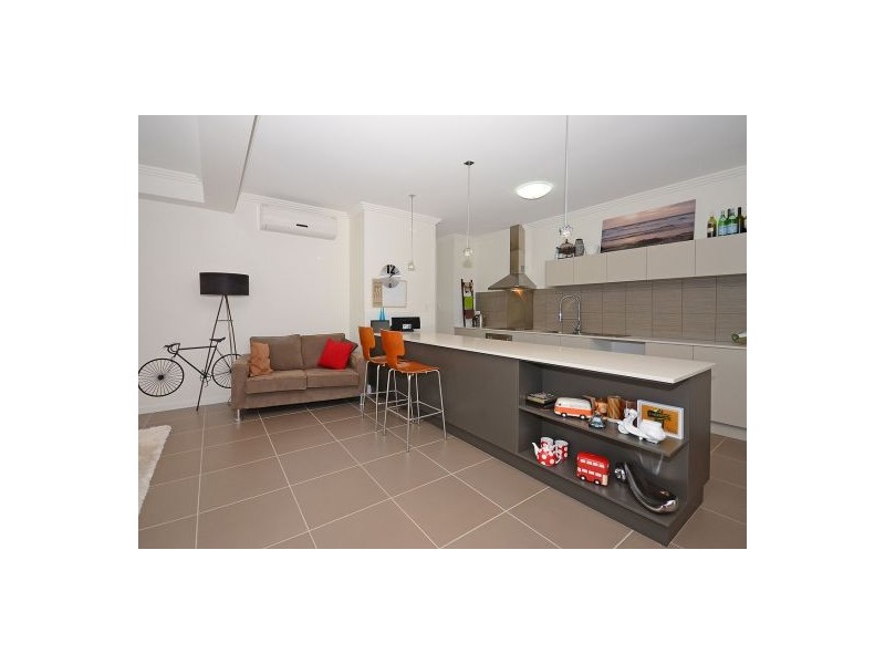 8 Dugong Avenue, Pialba QLD 4655