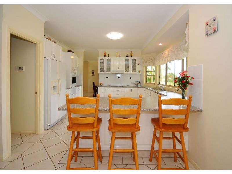 22 Stormy Rise, River Heads QLD 4655