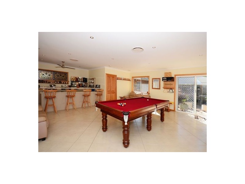 52 Maree Street, Wondunna QLD 4655