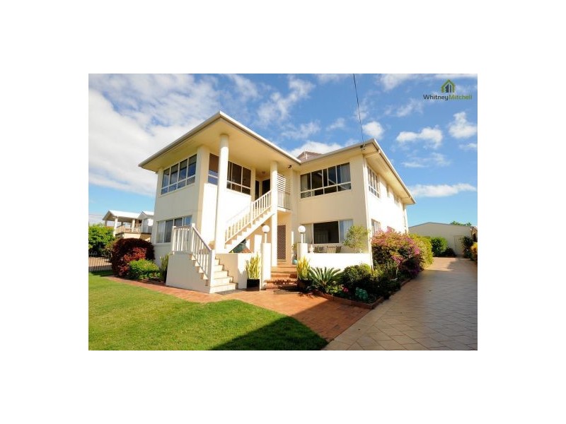 99 Esplanade, Point Vernon QLD 4655