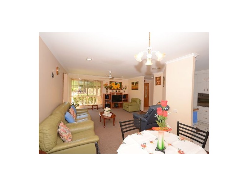 14 Lido Parade, Urangan QLD 4655