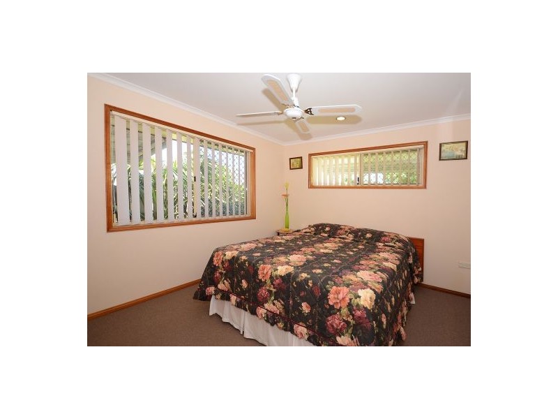 14 Lido Parade, Urangan QLD 4655
