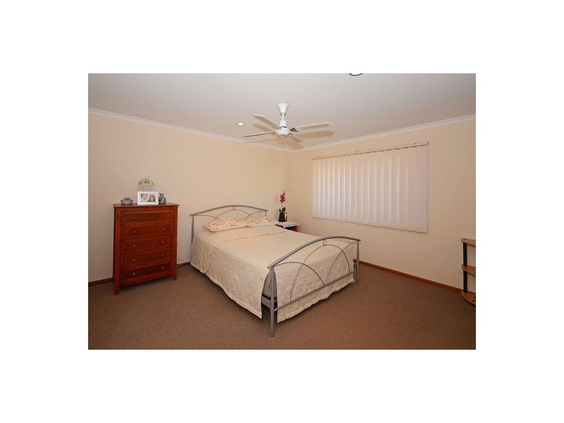 14 Lido Parade, Urangan QLD 4655