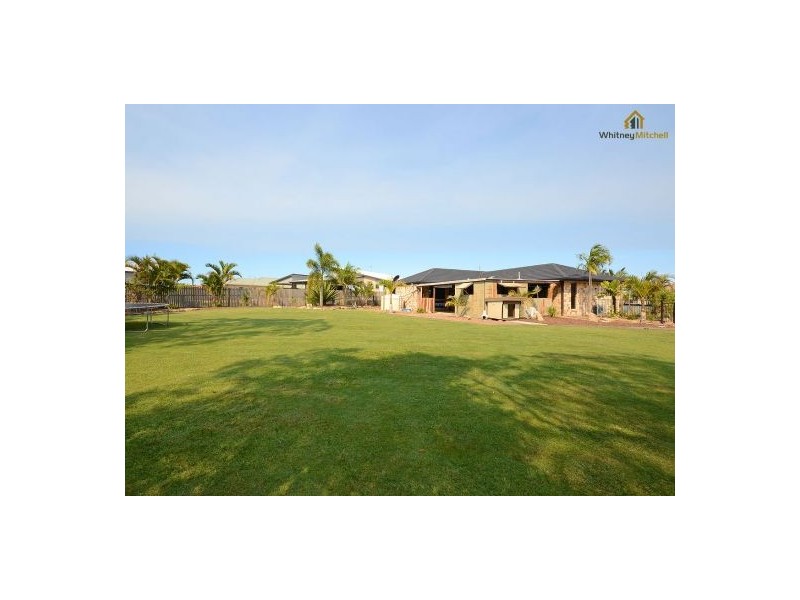 1 Elanora Court, Wondunna QLD 4655