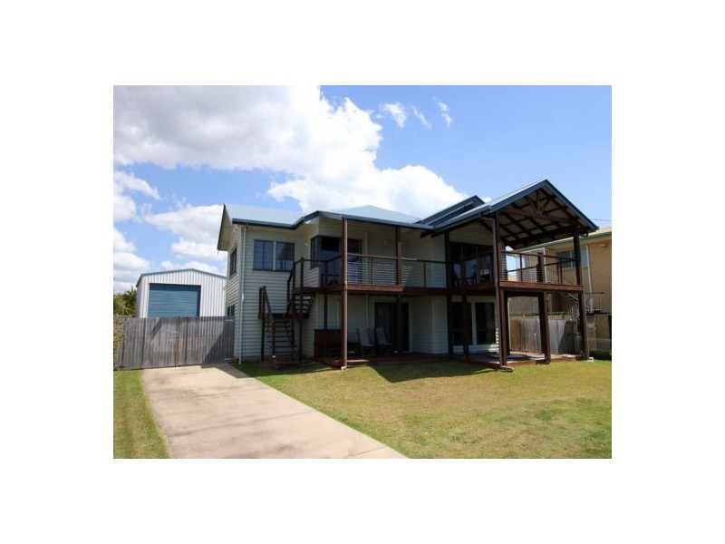195 Esplanade, Point Vernon QLD 4655