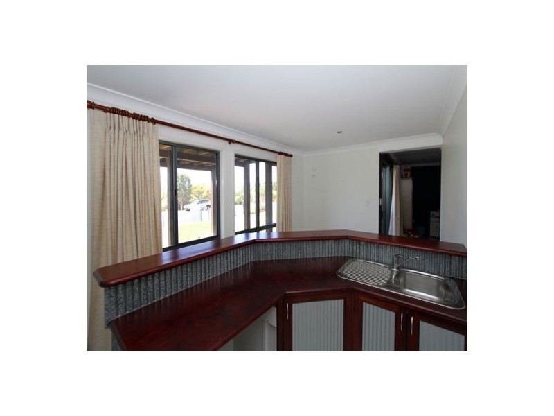 195 Esplanade, Point Vernon QLD 4655