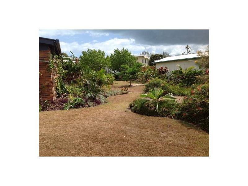 92 Corfield Street, Point Vernon QLD 4655