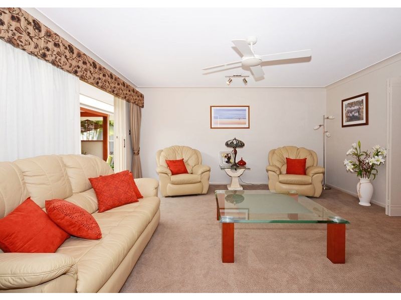 1 Meadow Drive, Dundowran Beach QLD 4655