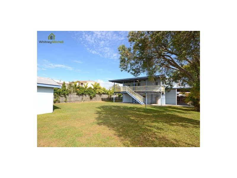 34 Edward Street, Urangan QLD 4655
