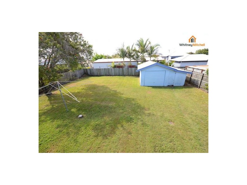 34 Edward Street, Urangan QLD 4655