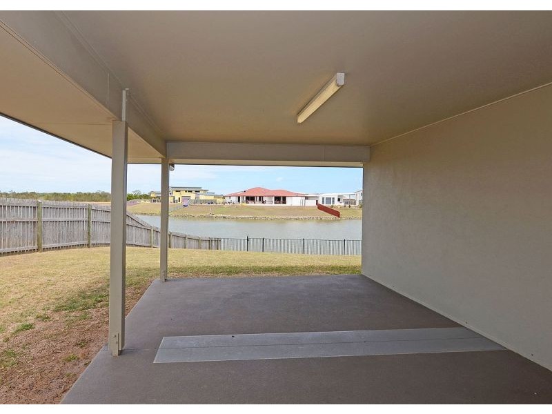 11 Bounty Circuit, Eli Waters QLD 4655