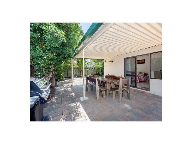 5 Margaret Street, Urangan QLD 4655