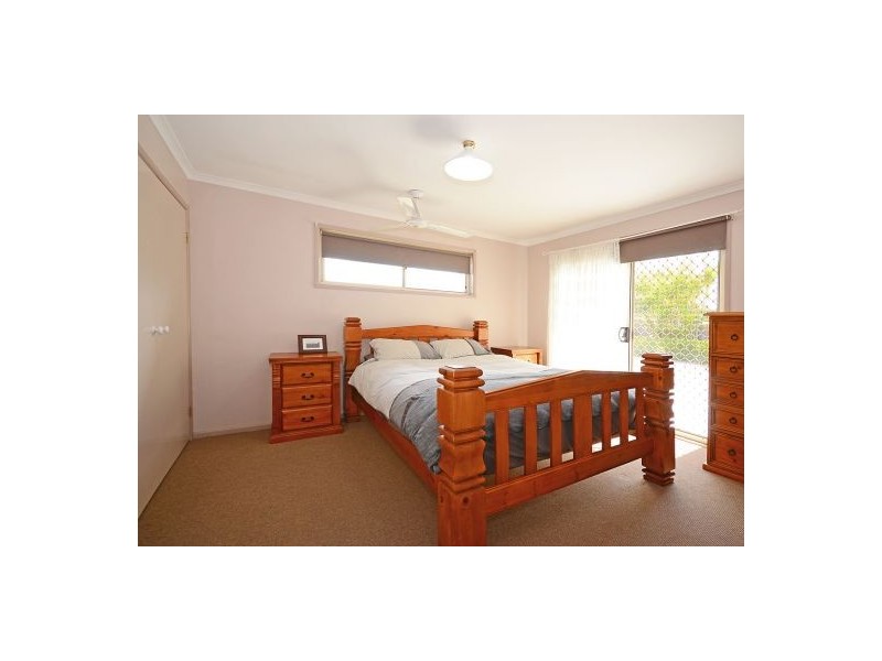 1 Oxford Place, Urraween QLD 4655