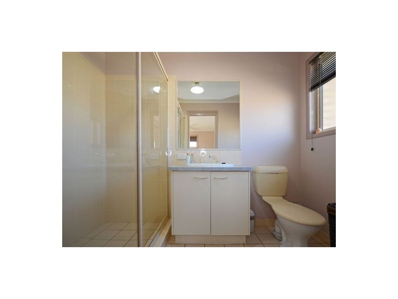 1 Oxford Place, Urraween QLD 4655