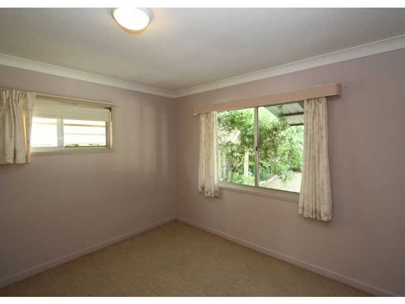 22 William Street, Urangan QLD 4655