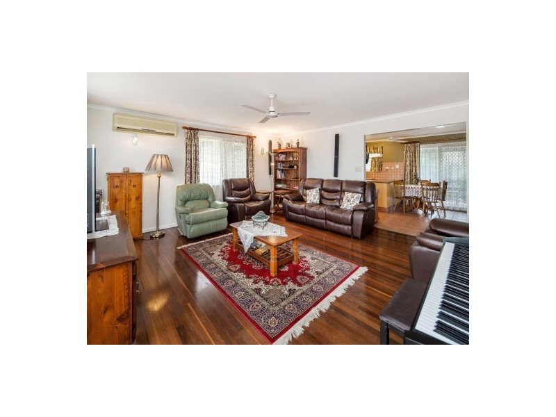 4-6 Andersen Avenue, Urraween QLD 4655