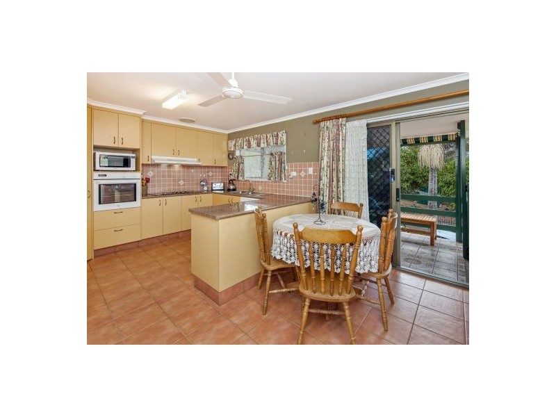 4-6 Andersen Avenue, Urraween QLD 4655