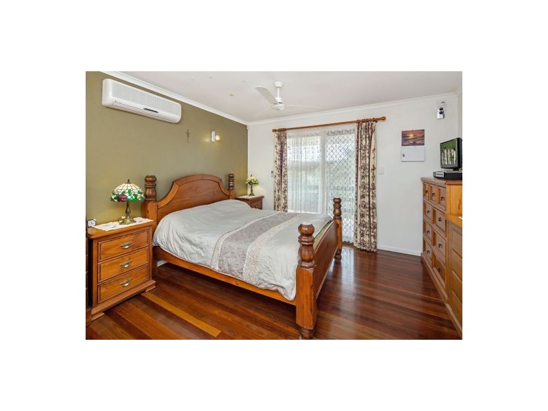 4-6 Andersen Avenue, Urraween QLD 4655