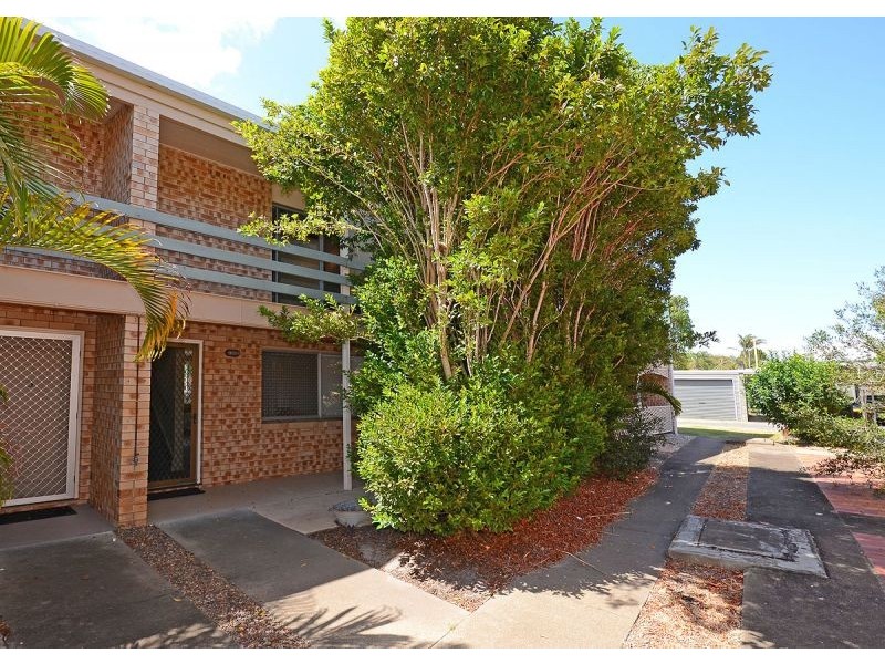 4/3 King Street, Urangan QLD 4655