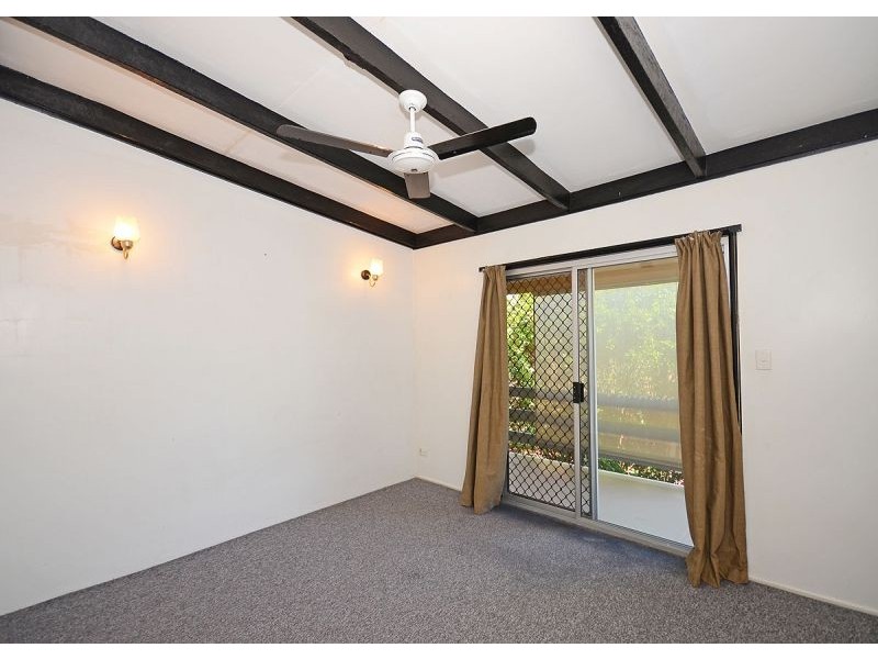 4/3 King Street, Urangan QLD 4655