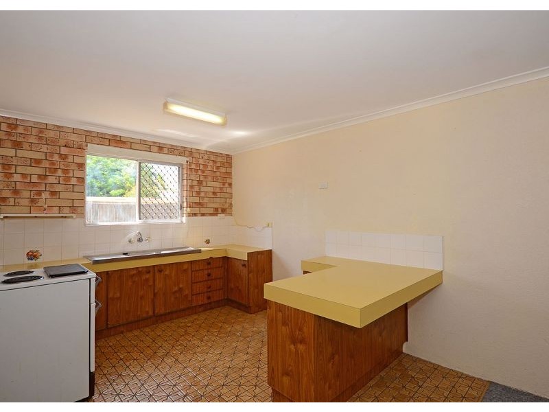 4/3 King Street, Urangan QLD 4655