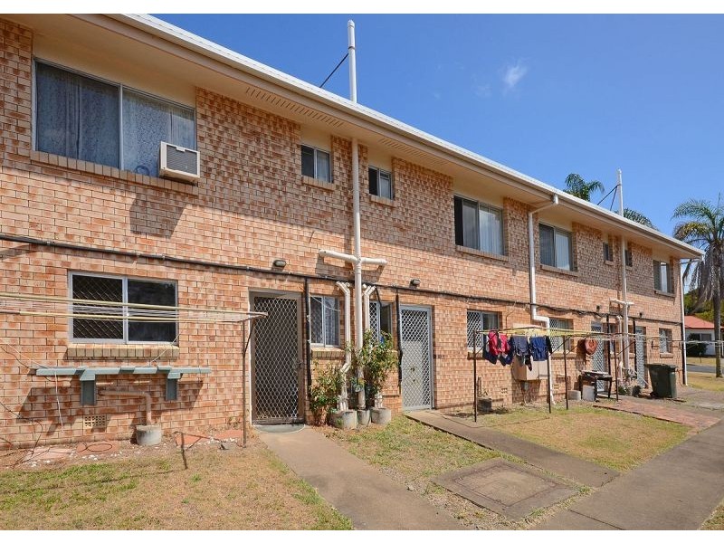 4/3 King Street, Urangan QLD 4655