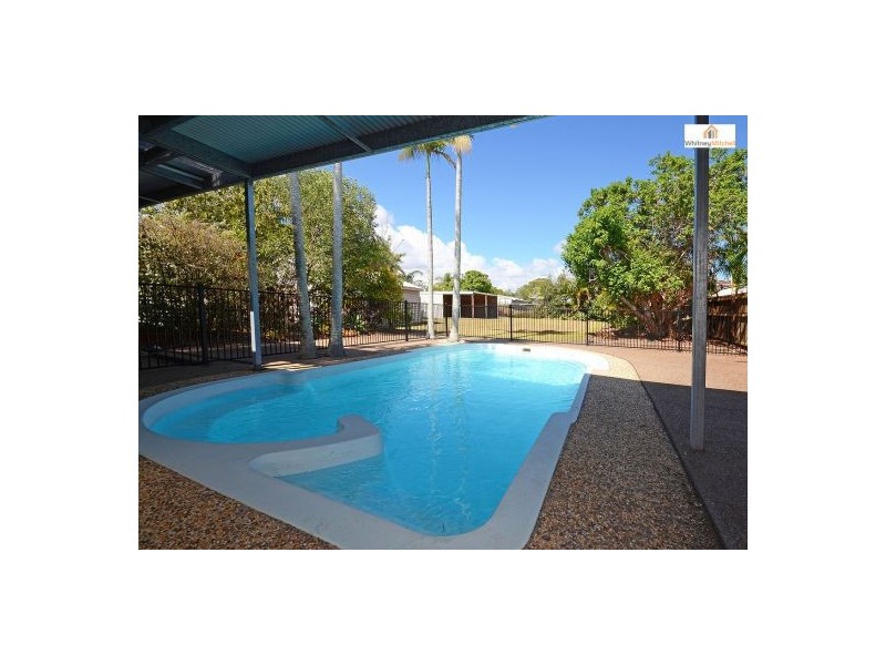 155 Esplanade, Point Vernon QLD 4655