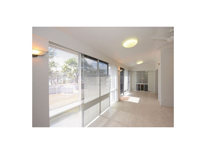 155 Esplanade, Point Vernon QLD 4655