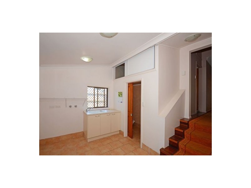 155 Esplanade, Point Vernon QLD 4655