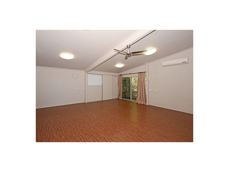 155 Esplanade, Point Vernon QLD 4655