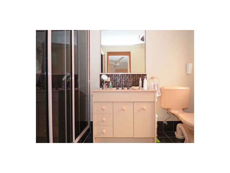 145 Pulgul Street, Urangan QLD 4655