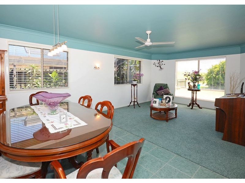 29 Windjammer Circuit, River Heads QLD 4655