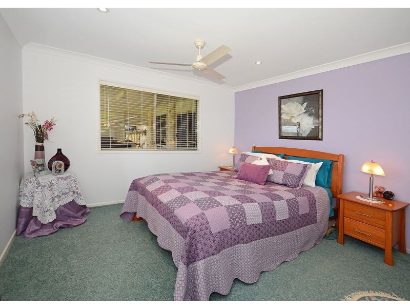 29 Windjammer Circuit, River Heads QLD 4655
