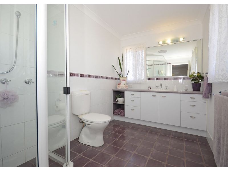 29 Windjammer Circuit, River Heads QLD 4655